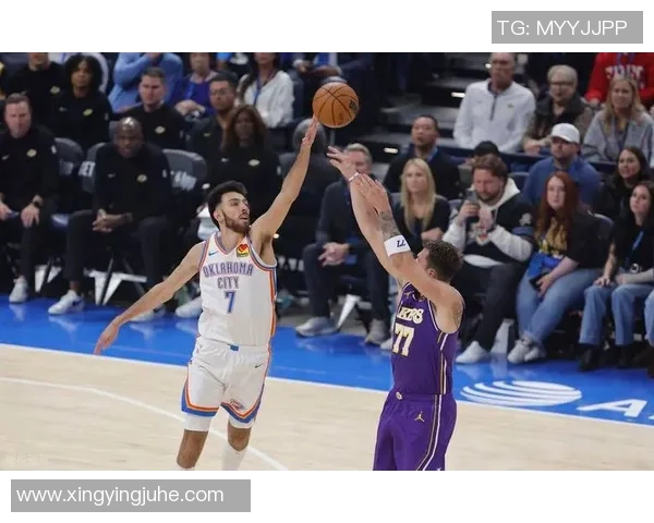 29分狂胜！雷霆锤爆湖人，“夫7”被防到置疑人生，老詹该出山了